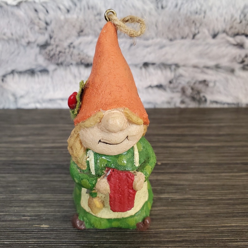 Small Resin Knitting Gnome Resin Ornament Figurine 3.5"
